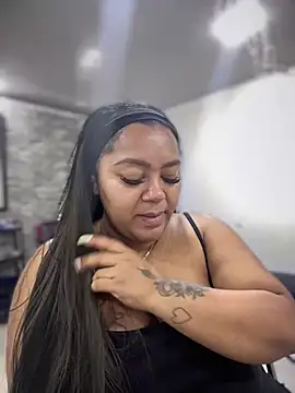 Snapshot of yanza2002 chatting on March 4, 2025, 11:32 pm yanza2002 online show from March 4, 2025, 11:32 pm