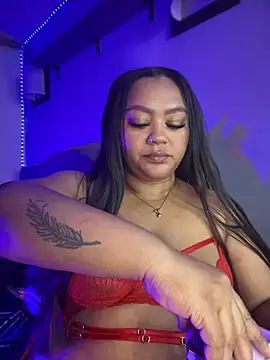 Snapshot of yanza2002 chatting on February 23, 2025, 12:08 am yanza2002 online show from February 23, 2025, 12:08 am