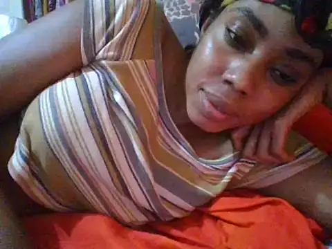 Snapshot of HONEYSWEETS_LIVE chatting on February 27, 2025, 7:08 am HONEYSWEETS LIVE online show from February 27, 2025, 7:08 am