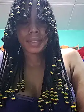 Snapshot of HONEYSWEETS_LIVE chatting on October 17, 2025, 3:54 am HONEYSWEETS LIVE online show from October 17, 2025, 3:54 am