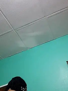 Snapshot of HONEYSWEETS_LIVE chatting on October 30, 2025, 6:12 am HONEYSWEETS LIVE online show from October 30, 2025, 6:12 am