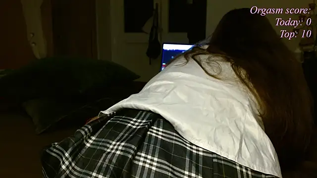 victoria97 online show from November 2, 2025, 12:26 am