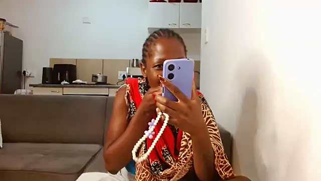 SoftRosee online show from February 18, 2026, 9:55 pm