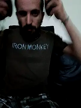 Snapshot of DespisedStallion chatting on September 28, 2025, 2:40 am DespisedStallion online show from September 28, 2025, 2:40 am