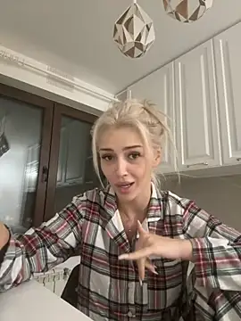 Snapshot of lissababe1 chatting on November 3, 2025, 10:02 pm lissababe1 online show from November 3, 2025, 10:02 pm