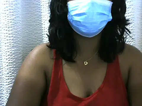 Artinah22 online show from November 4, 2025, 9:29 pm