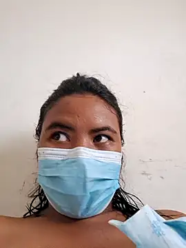 Artinah22 online show from October 31, 2025, 7:05 am