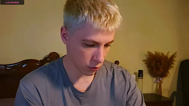 -ethan7inches- online show from March 15, 2026, 12:28 am