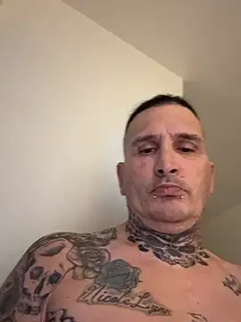 tazzfazz online show from March 13, 2026, 3:22 am