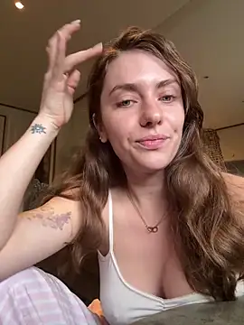 MariiD online show from April 11, 2026, 6:43 am