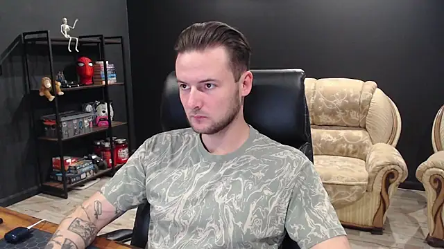 MihasikD online show from October 28, 2025, 9:19 am