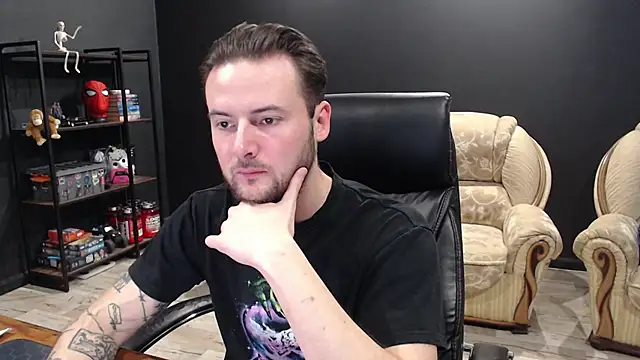 MihasikD online show from November 26, 2025, 7:41 am