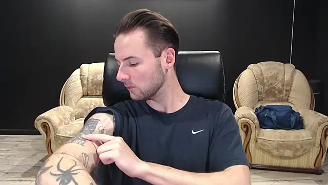 MihasikD online show from November 17, 2025, 8:51 am