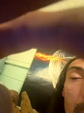 mikeylong online show from December 13, 2025, 8:04 pm