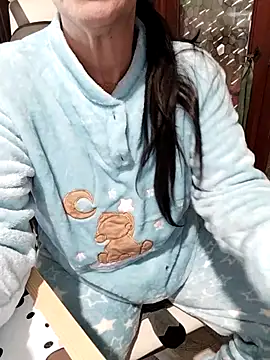 Snapshot of Melmamalhuda@xh chatting on November 19, 2025, 12:16 pm Melmamalhudaxh online show from November 19, 2025, 12:16 pm