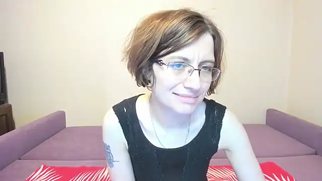 Snapshot of MarilynDream chatting on March 21, 2025, 12:18 am MarilynDream online show from March 21, 2025, 12:18 am