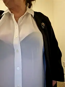 Sexhibitionistxh online show from November 11, 2025, 6:14 pm