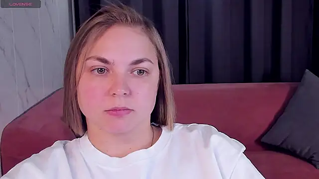 Snapshot of TataArdent chatting on February 27, 2025, 8:31 pm TataArdent online show from February 27, 2025, 8:31 pm