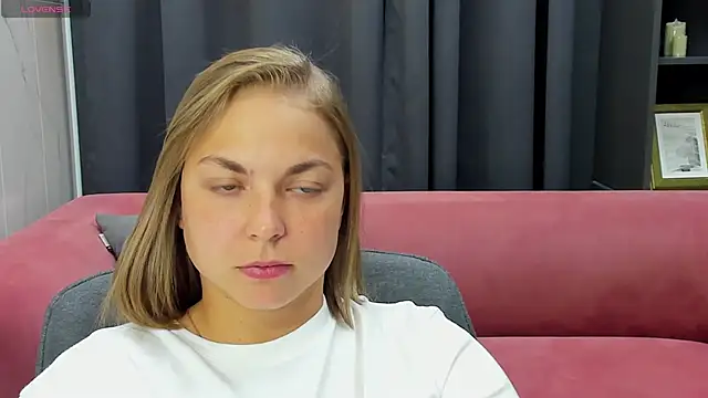 Snapshot of TataArdent chatting on October 24, 2025, 8:19 pm TataArdent online show from October 24, 2025, 8:19 pm