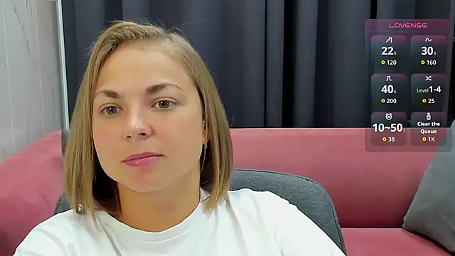 Snapshot of TataArdent chatting on October 4, 2025, 8:43 pm TataArdent online show from October 4, 2025, 8:43 pm