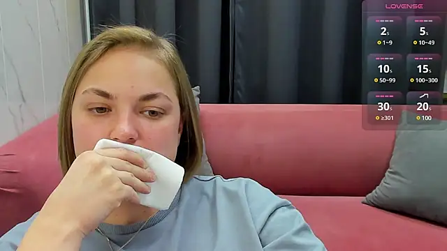 Snapshot of TataArdent chatting on March 13, 2025, 11:27 pm TataArdent online show from March 13, 2025, 11:27 pm