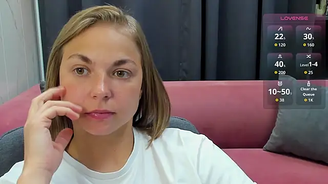 Snapshot of TataArdent chatting on October 10, 2025, 8:31 pm TataArdent online show from October 10, 2025, 8:31 pm