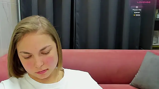 Snapshot of TataArdent chatting on March 12, 2025, 2:30 am TataArdent online show from March 12, 2025, 2:30 am