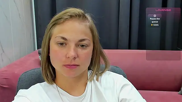 Snapshot of TataArdent chatting on September 25, 2025, 8:04 pm TataArdent online show from September 25, 2025, 8:04 pm