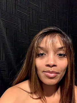 Rakiyahcharms online show from September 22, 2025, 6:36 pm