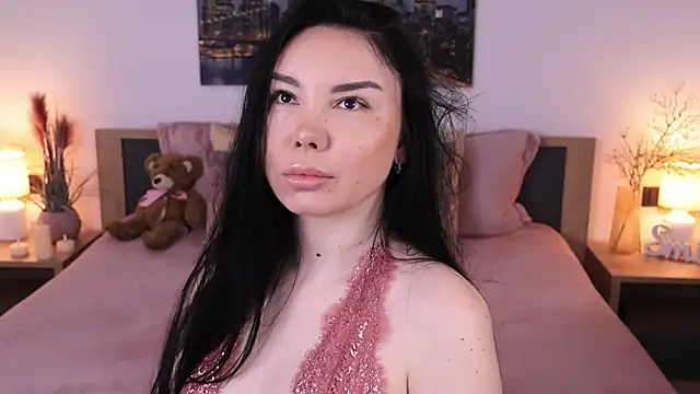 Snapshot of Leila__Sweet chatting on March 10, 2025, 6:49 am Leila Sweet online show from March 10, 2025, 6:49 am