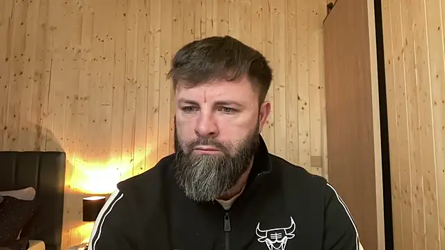 Snapshot of AlphaSparks chatting on March 3, 2026, 4:19 am AlphaSparks online show from March 3, 2026, 4:19 am