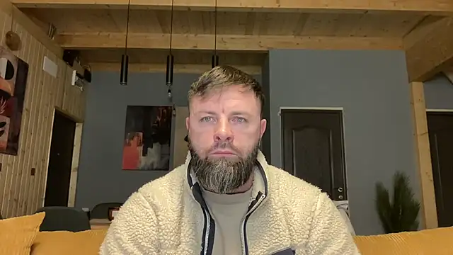 Snapshot of AlphaSparks chatting on February 2, 2026, 4:00 am AlphaSparks online show from February 2, 2026, 4:00 am