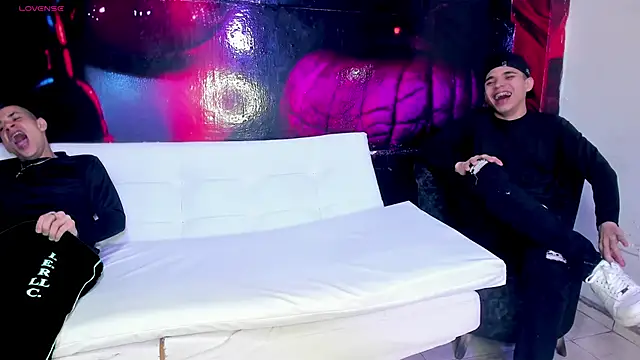 AmazingPartys online show from January 8, 2026, 2:39 am