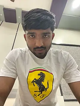 Snapshot of playboy0133 chatting on February 13, 2025, 9:27 pm playboy0133 online show from February 13, 2025, 9:27 pm