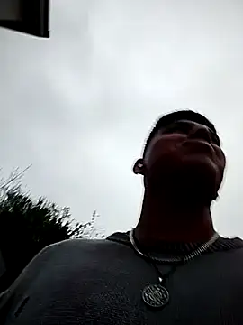 mikeeeeeell online show from November 1, 2025, 7:02 am