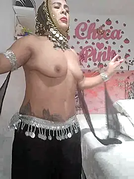 Snapshot of pink_chicaxxx chatting on October 28, 2025, 6:18 pm pink chicaxxx online show from October 28, 2025, 6:18 pm