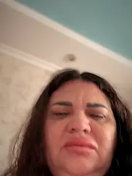 Snapshot of littleRikka chatting on November 23, 2025, 10:03 am littleRikka online show from November 23, 2025, 10:03 am