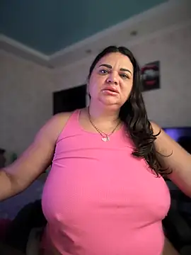 Snapshot of littleRikka chatting on November 28, 2025, 8:47 am littleRikka online show from November 28, 2025, 8:47 am