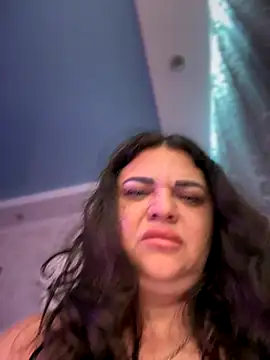 Snapshot of littleRikka chatting on November 23, 2025, 10:42 pm littleRikka online show from November 23, 2025, 10:42 pm