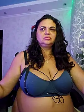 Snapshot of littleRikka chatting on November 4, 2025, 8:34 pm littleRikka online show from November 4, 2025, 8:34 pm