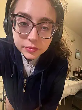 ladyturtle online show from March 23, 2026, 10:42 pm