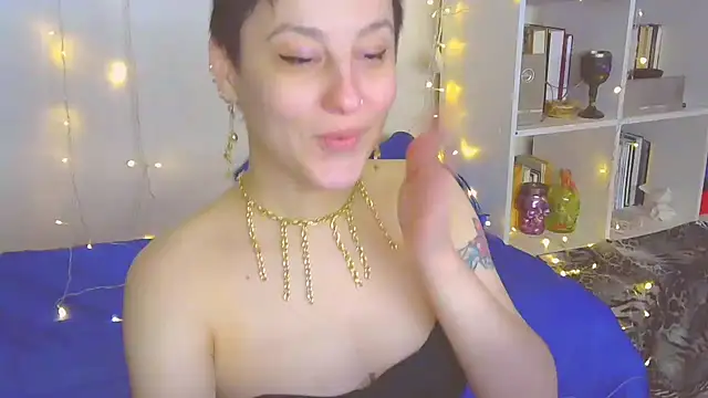 Snapshot of MartaBounty chatting on December 15, 2024, 7:21 pm MartaBounty online show from December 15, 2024, 7:21 pm