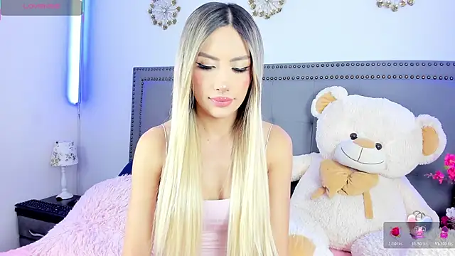 Snapshot of ale_lovee chatting on April 22, 2026, 12:39 am ale lovee online show from April 22, 2026, 12:39 am