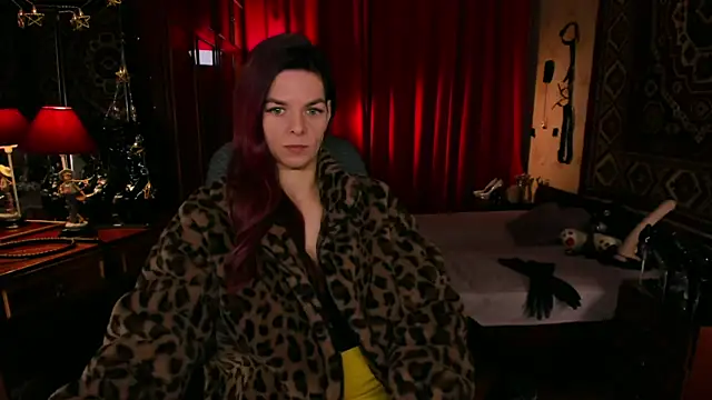 MargoTigress online show from March 3, 2026, 8:32 am