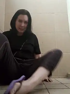 DesreRose online show from February 27, 2026, 11:04 pm