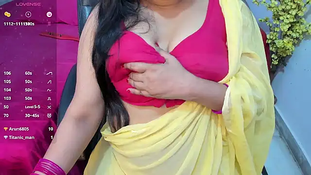 Snapshot of YourSanchu chatting on October 3, 2025, 5:36 pm YourSanchu online show from October 3, 2025, 5:36 pm