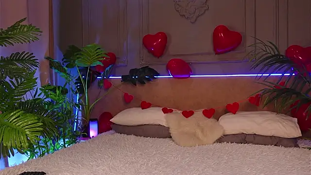 Snapshot of Devilinee chatting on February 15, 2026, 7:51 am Devilinee online show from February 15, 2026, 7:51 am