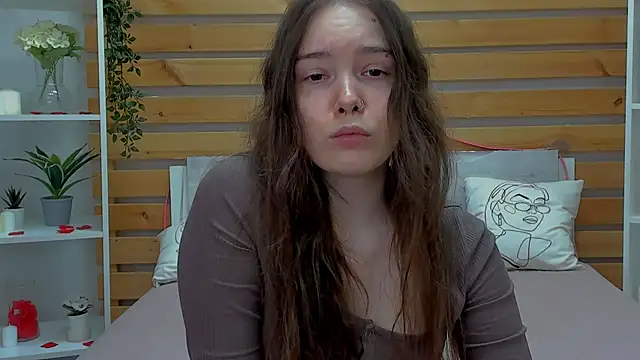 Snapshot of Janie_JJ_Curvie chatting on February 3, 2026, 1:27 am Janie JJ Curvie online show from February 3, 2026, 1:27 am