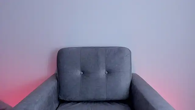 Snapshot of HazelKush chatting on December 15, 2025, 9:31 pm HazelKush online show from December 15, 2025, 9:31 pm