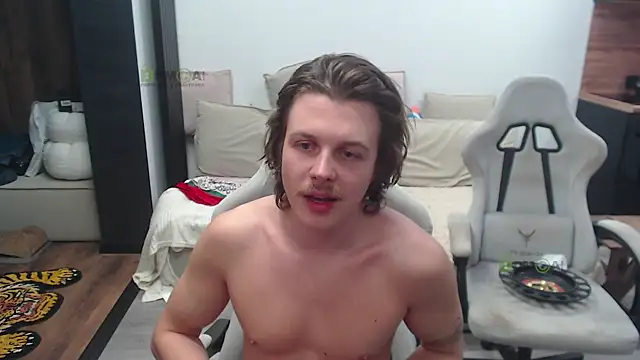 Sunny-Girl1 online show from April 17, 2026, 10:45 pm